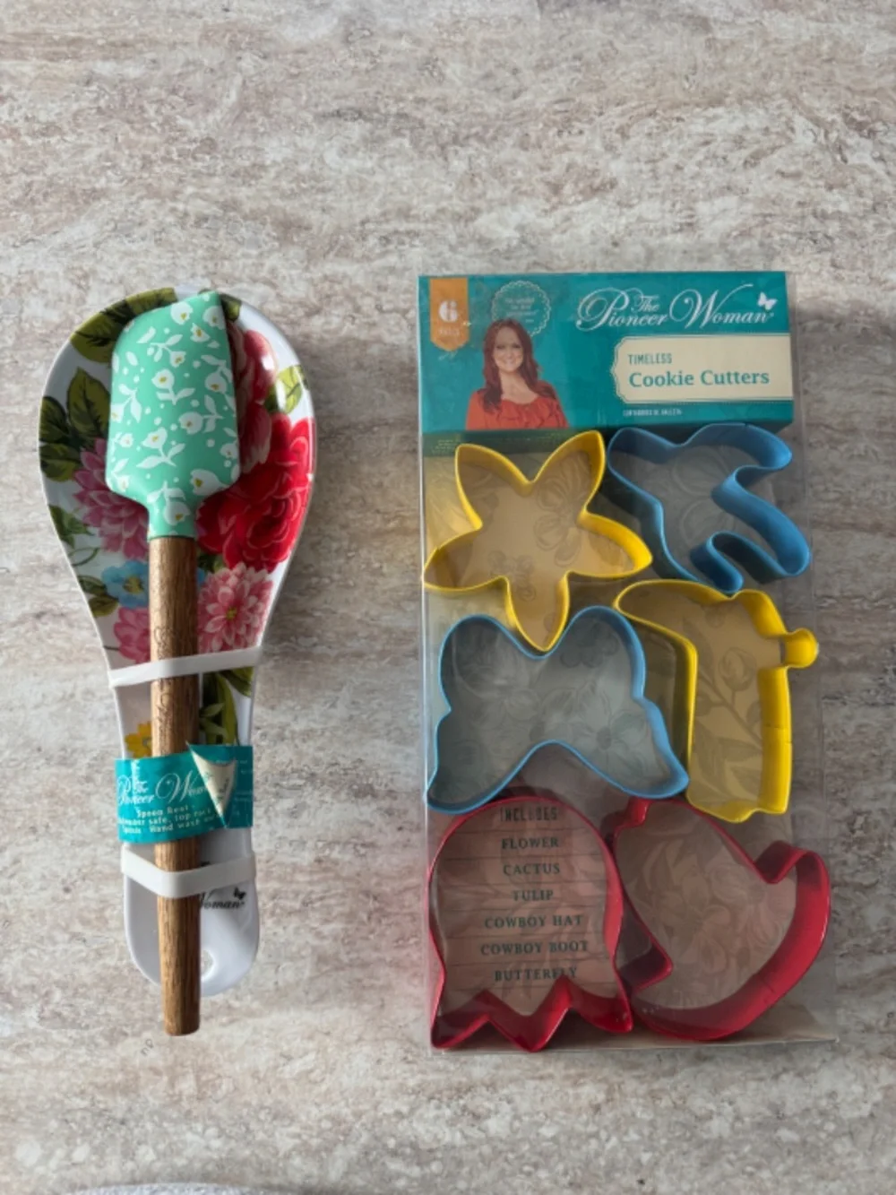 The Pioneer Woman Baking Set Cookie Cutters Whisk Spatula Bundle